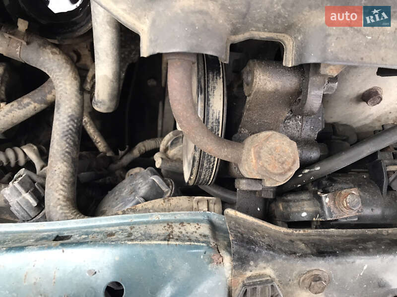 Хетчбек Hyundai Elantra 2004 в Києві