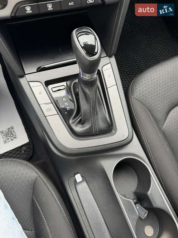 Седан Hyundai Elantra 2016 в Нововолинську фото 10 Седан Hyundai Elantra 2016 в Нововолинську