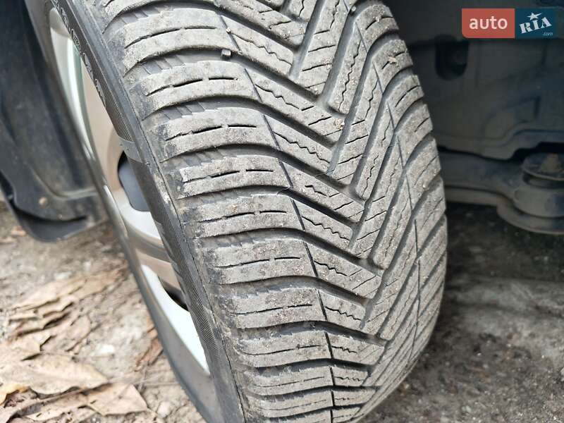 Седан Hyundai Elantra 2007 в Миколаєві