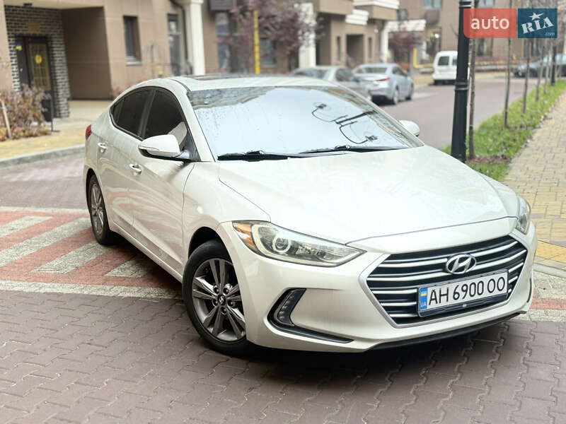 Седан Hyundai Elantra 2016 в Києві фото 3 Седан Hyundai Elantra 2016 в Києві