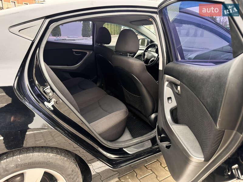 Седан Hyundai Elantra 2013 в Одесі