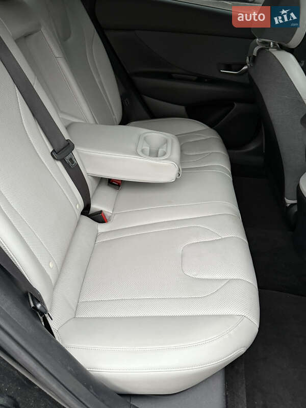 Седан Hyundai Elantra 2020 в Києві фото 30 Седан Hyundai Elantra 2020 в Києві