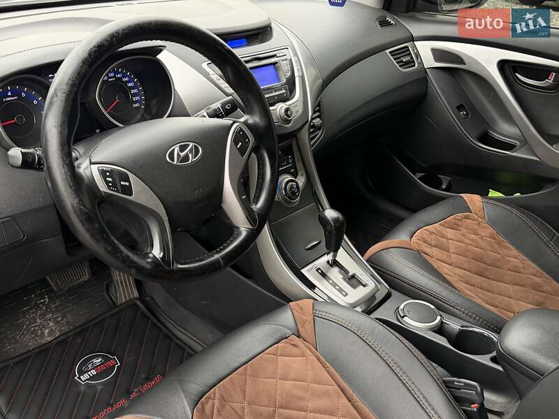 Седан Hyundai Elantra 2013 в Харкові
