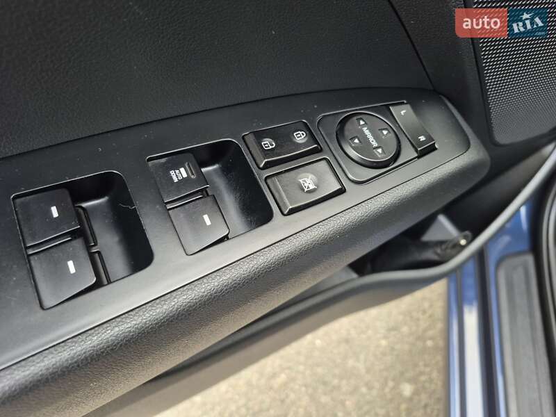 Седан Hyundai Elantra 2018 в Києві