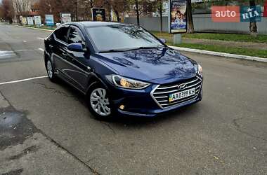 Седан Hyundai Elantra 2018 в Києві