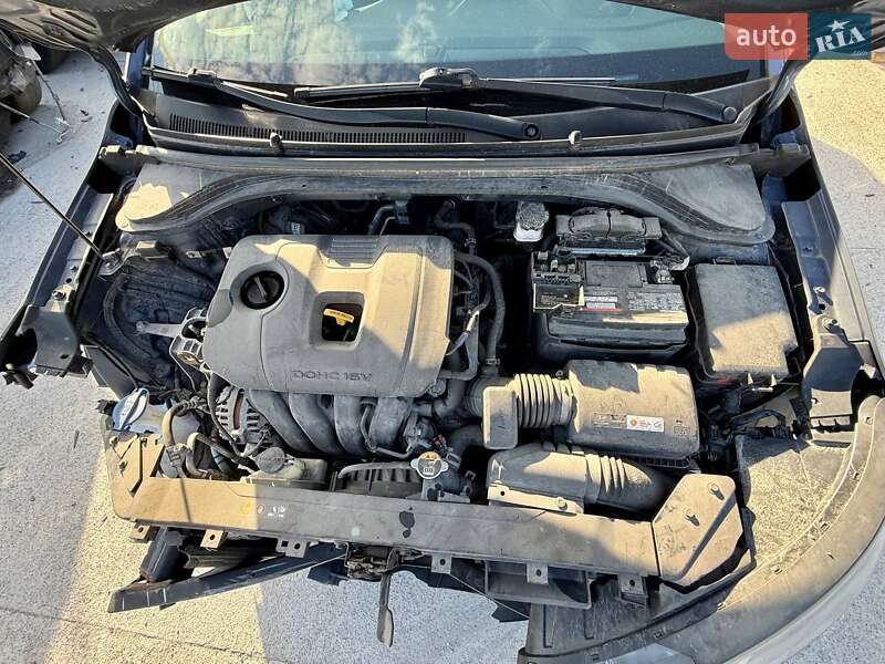 Седан Hyundai Elantra 2018 в Києві фото 18 Седан Hyundai Elantra 2018 в Києві