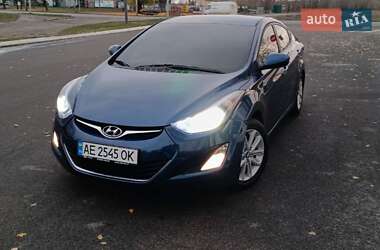 Седан Hyundai Elantra 2015 в Павлограде