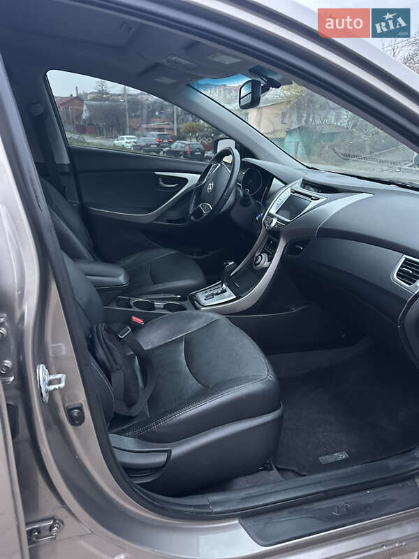 Седан Hyundai Elantra 2011 в Виннице фото 19 Седан Hyundai Elantra 2011 в Виннице