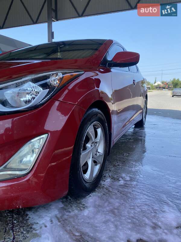 Седан Hyundai Elantra 2015 в Черкасах