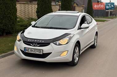 Седан Hyundai Elantra 2012 в Киеве