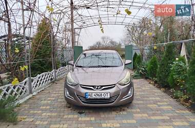 Седан Hyundai Elantra 2014 в Днепре