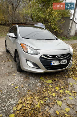 Хэтчбек Hyundai Elantra 2013 в Днепре