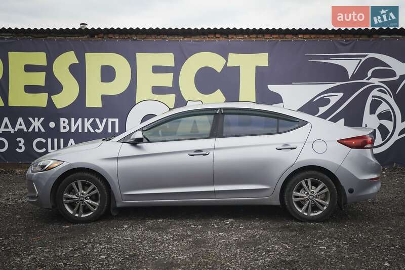 Седан Hyundai Elantra 2016 в Харкові