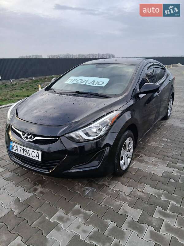 Седан Hyundai Elantra 2015 в Кагарлыке