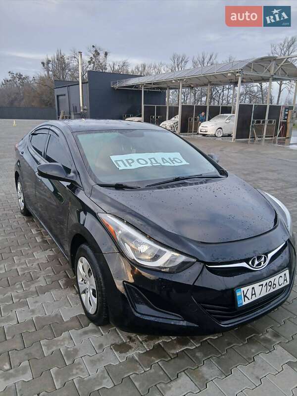 Седан Hyundai Elantra 2015 в Кагарлыке