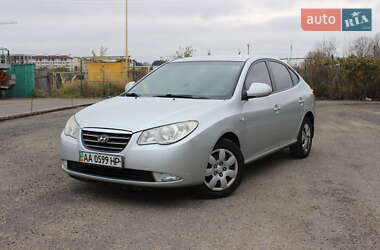 Седан Hyundai Elantra 2008 в Киеве