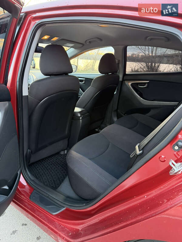 Седан Hyundai Elantra 2012 в Киеве фото 13 Седан Hyundai Elantra 2012 в Киеве