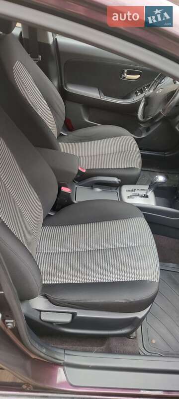 Седан Hyundai Elantra 2010 в Киеве