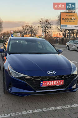 Седан Hyundai Elantra 2022 в Киеве