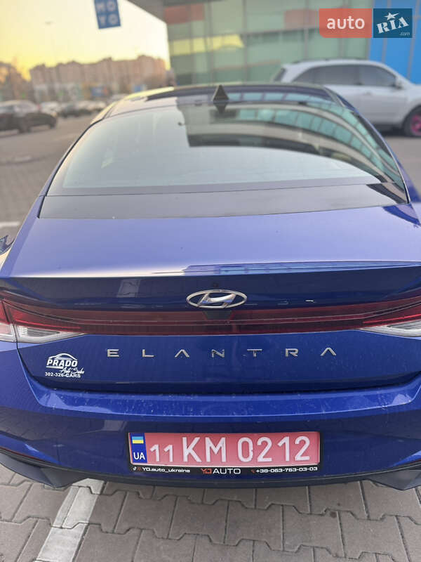 Седан Hyundai Elantra 2022 в Киеве