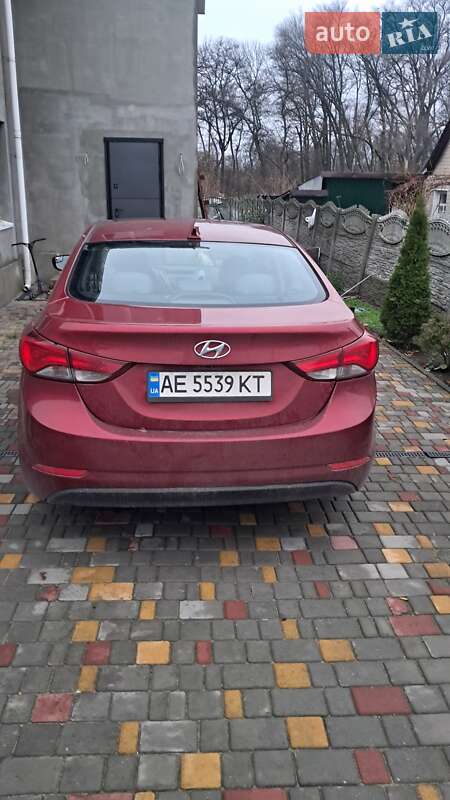 Седан Hyundai Elantra 2013 в Днепре