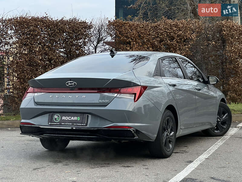 Седан Hyundai Elantra 2022 в Киеве