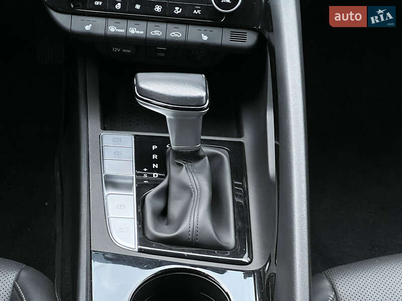 Седан Hyundai Elantra 2022 в Киеве