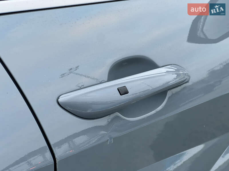 Седан Hyundai Elantra 2022 в Киеве