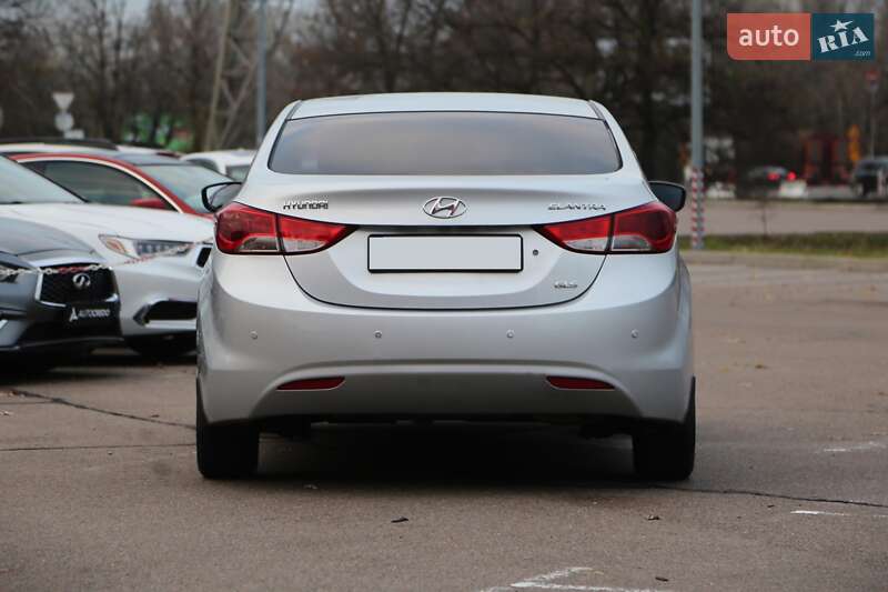 Седан Hyundai Elantra 2012 в Киеве фото 6 Седан Hyundai Elantra 2012 в Киеве