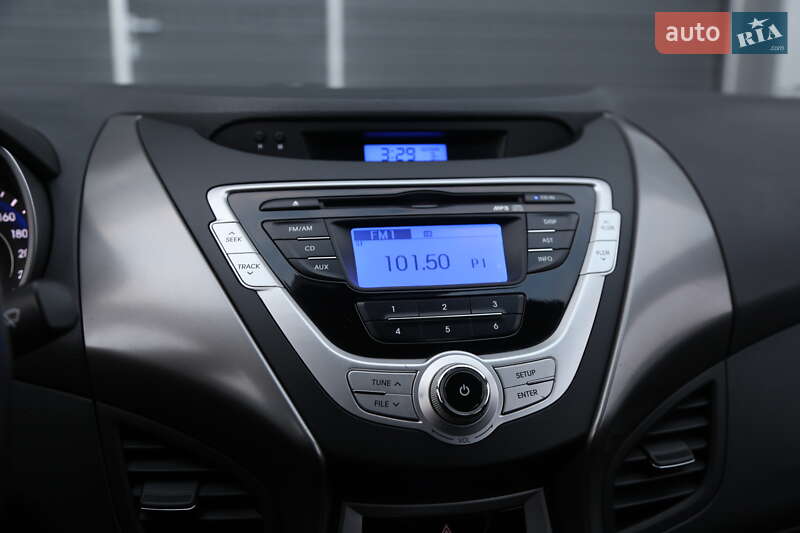 Седан Hyundai Elantra 2012 в Киеве фото 19 Седан Hyundai Elantra 2012 в Киеве