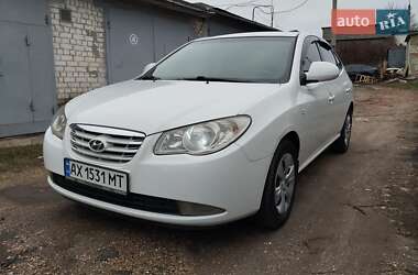 Седан Hyundai Elantra 2010 в Харькове