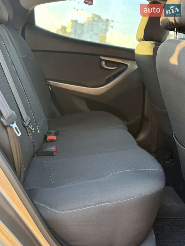 Седан Hyundai Elantra 2011 в Запорожье фото 16 Седан Hyundai Elantra 2011 в Запорожье