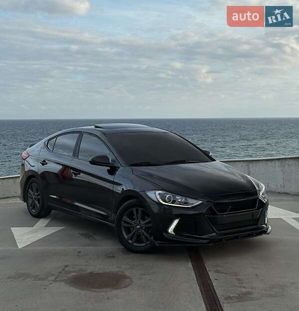 Hyundai Elantra 2017