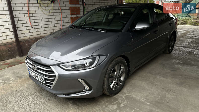 Седан Hyundai Elantra 2017 в Харькове