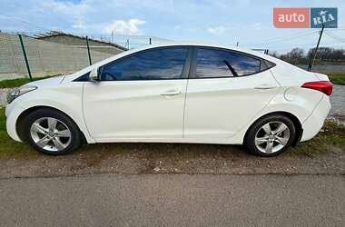 Седан Hyundai Elantra 2012 в Дніпрі