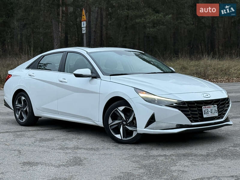 Седан Hyundai Elantra 2021 в Тараще