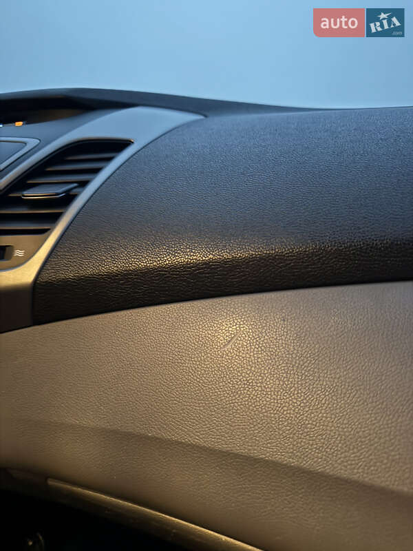 Седан Hyundai Elantra 2014 в Києві фото 23 Седан Hyundai Elantra 2014 в Києві