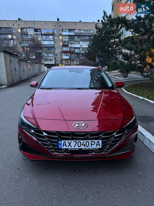 Седан Hyundai Elantra 2022 в Харькове
