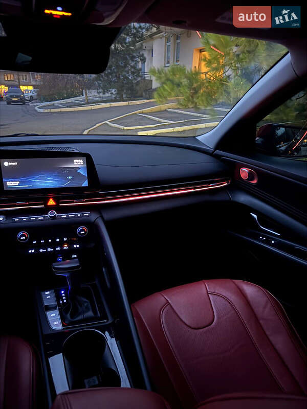 Седан Hyundai Elantra 2022 в Харькове