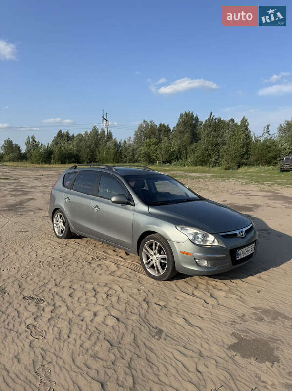 Универсал Hyundai Elantra 2010 в Киеве