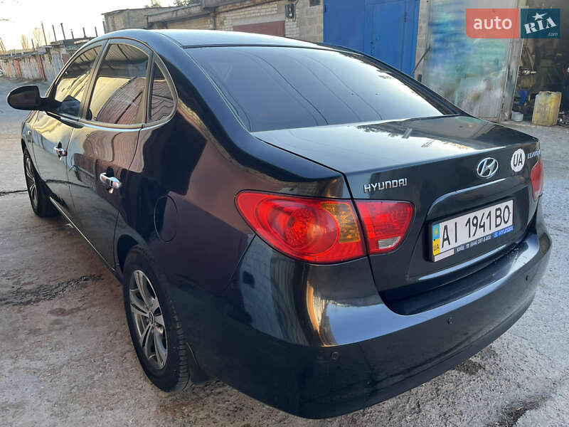 Седан Hyundai Elantra 2008 в Вышгороде