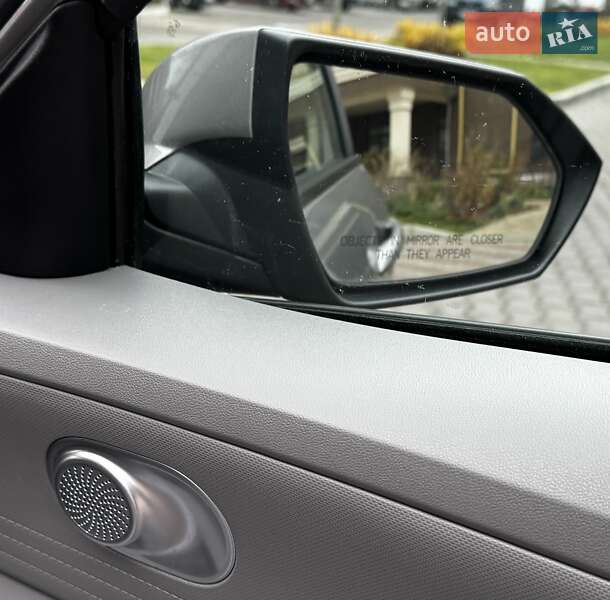 Седан Hyundai Elantra 2023 в Києві