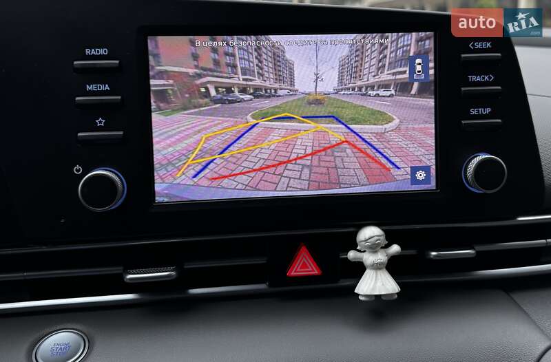 Седан Hyundai Elantra 2023 в Києві