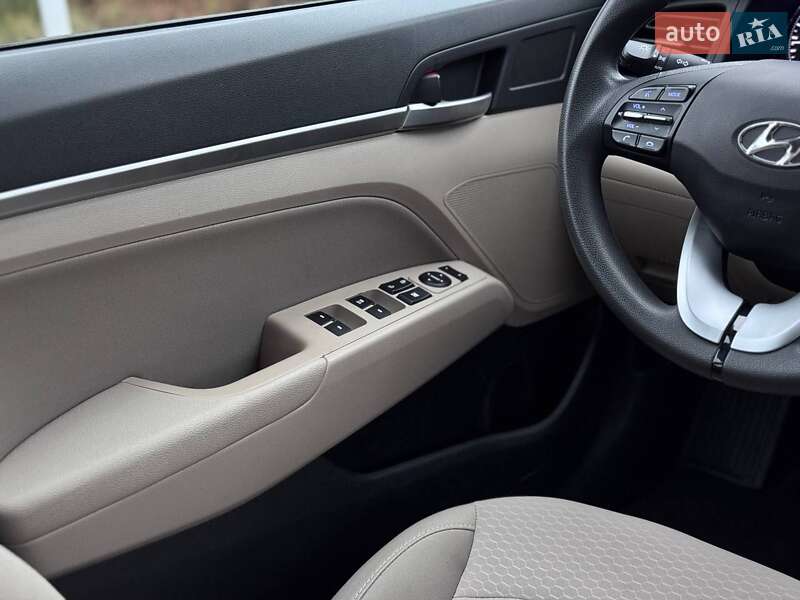 Седан Hyundai Elantra 2019 в Києві фото 19 Седан Hyundai Elantra 2019 в Києві