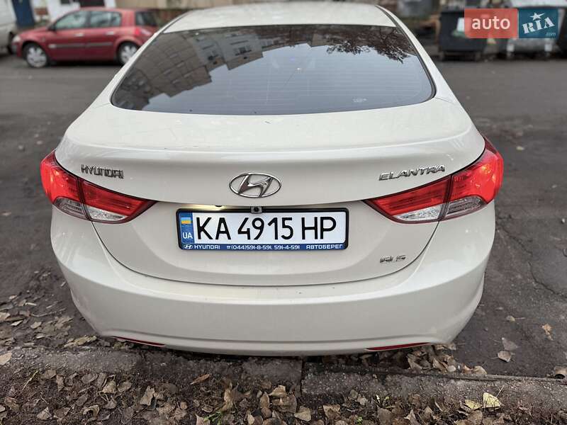 Седан Hyundai Elantra 2012 в Киеве фото 5 Седан Hyundai Elantra 2012 в Киеве