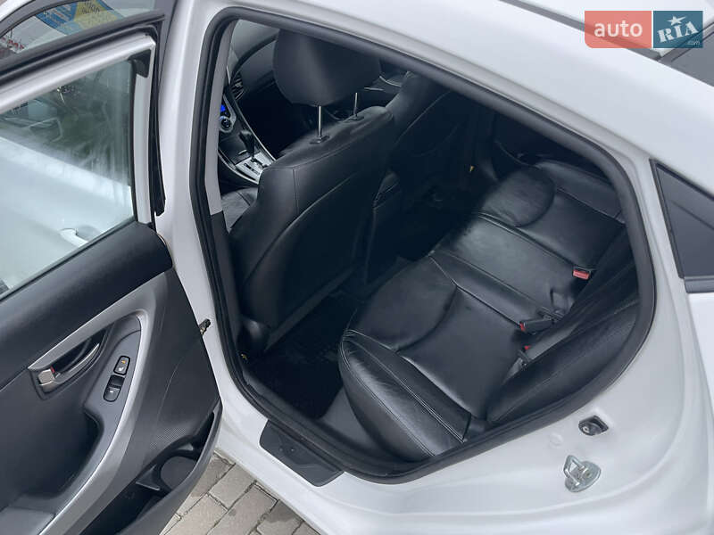 Седан Hyundai Elantra 2012 в Полтаві