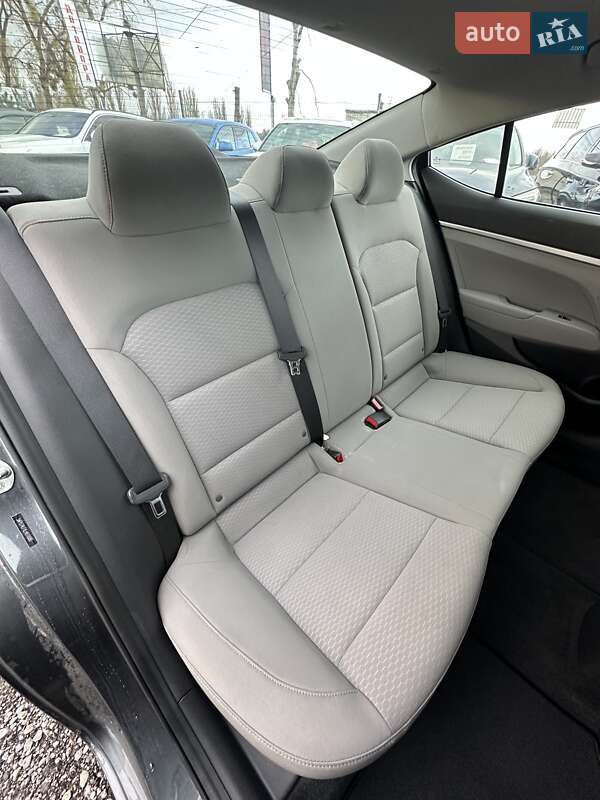 Седан Hyundai Elantra 2020 в Білогородці