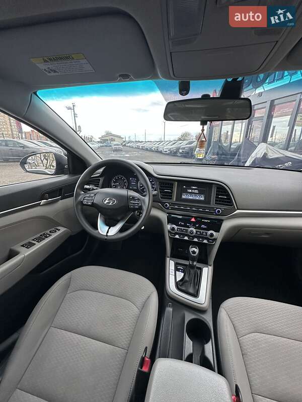 Седан Hyundai Elantra 2020 в Білогородці