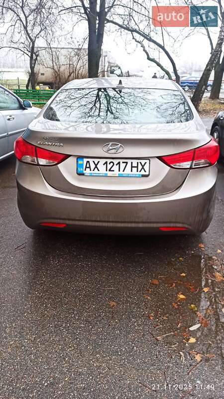 Седан Hyundai Elantra 2012 в Харкові фото 4 Седан Hyundai Elantra 2012 в Харкові