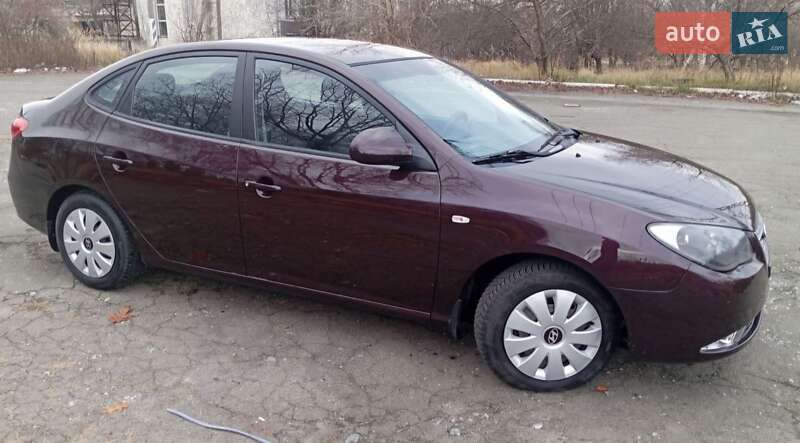 Седан Hyundai Elantra 2008 в Вышгороде
